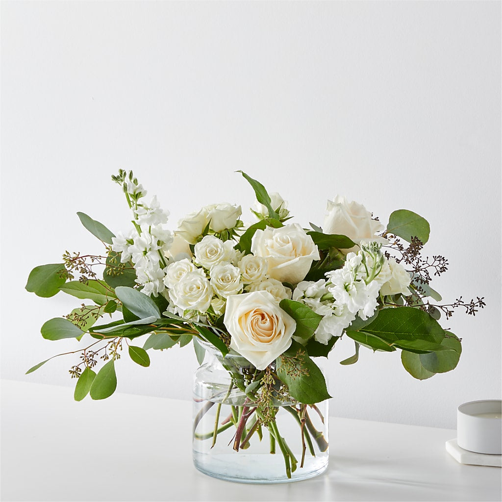 Fresh Linen Bouquet – MARIE'S FLOWER & GIFT SHOPPE INC, Moultrie GA