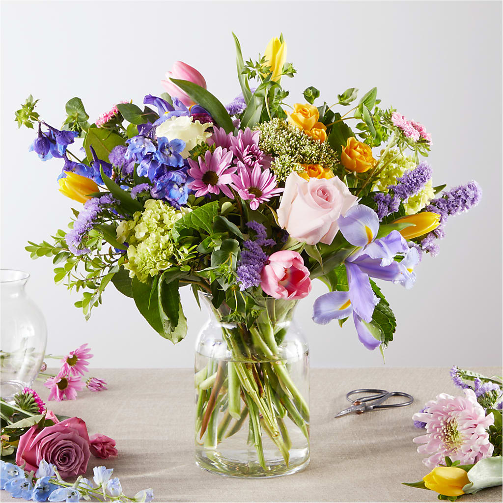 Pastel Tradition - A Florist Original – MARIE'S FLOWER & GIFT SHOPPE INC, Moultrie GA