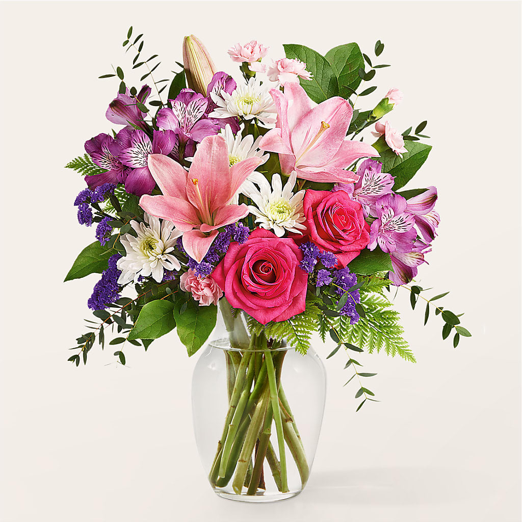 Lace & Pearls Bouquet – MARIE'S FLOWER & GIFT SHOPPE INC, Moultrie GA