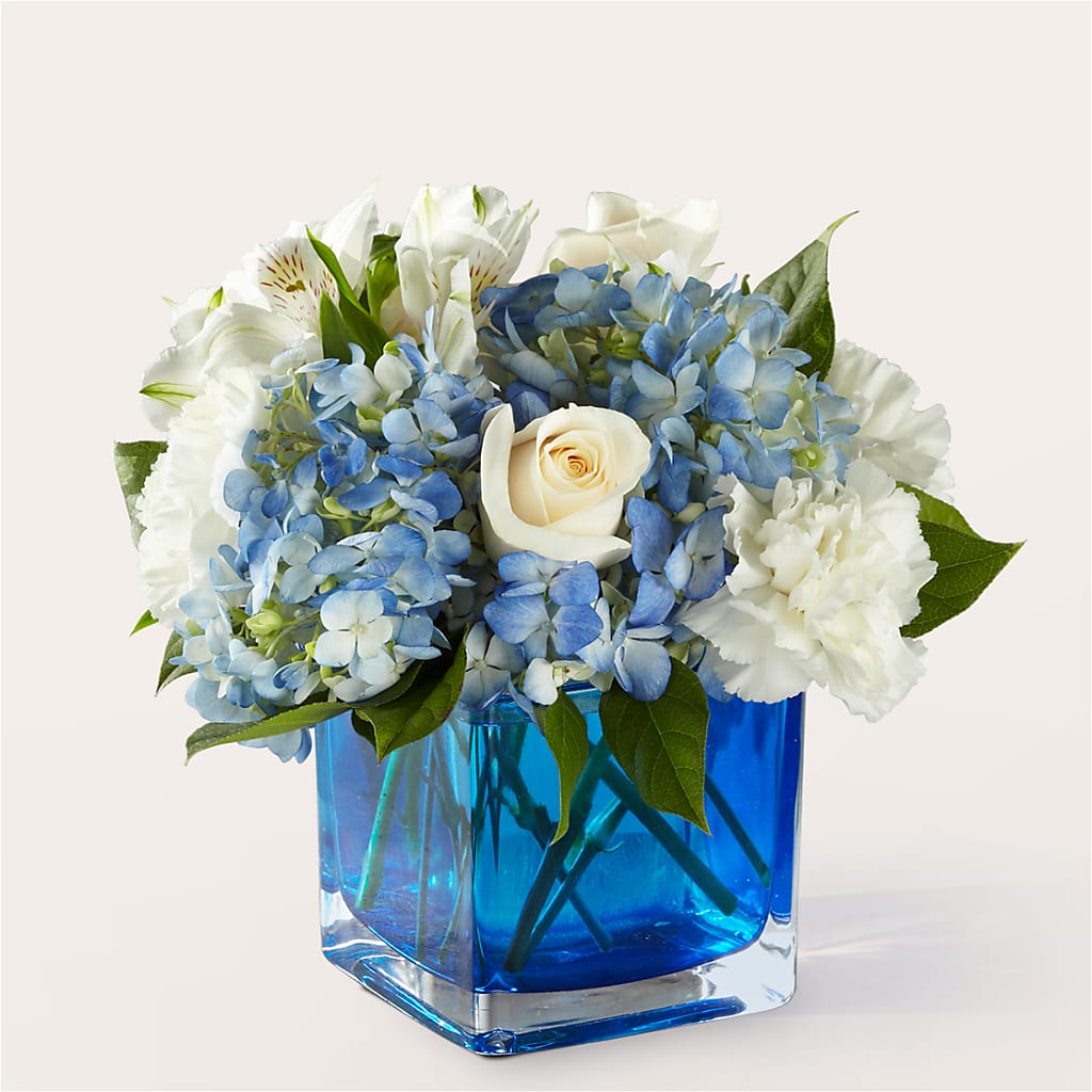 Soothing Waters Bouquet – MARIE'S FLOWER & GIFT SHOPPE INC, Moultrie GA
