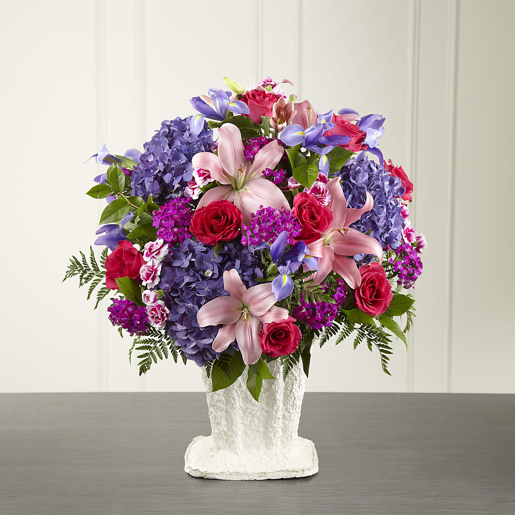 We Fondly Remember Arrangement – MARIE'S FLOWER & GIFT SHOPPE INC, Moultrie GA