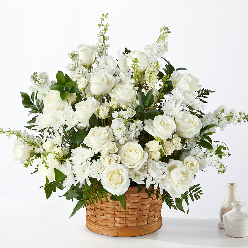 Heartfelt Condolences Arrangement – MARIE'S FLOWER & GIFT SHOPPE INC, Moultrie GA