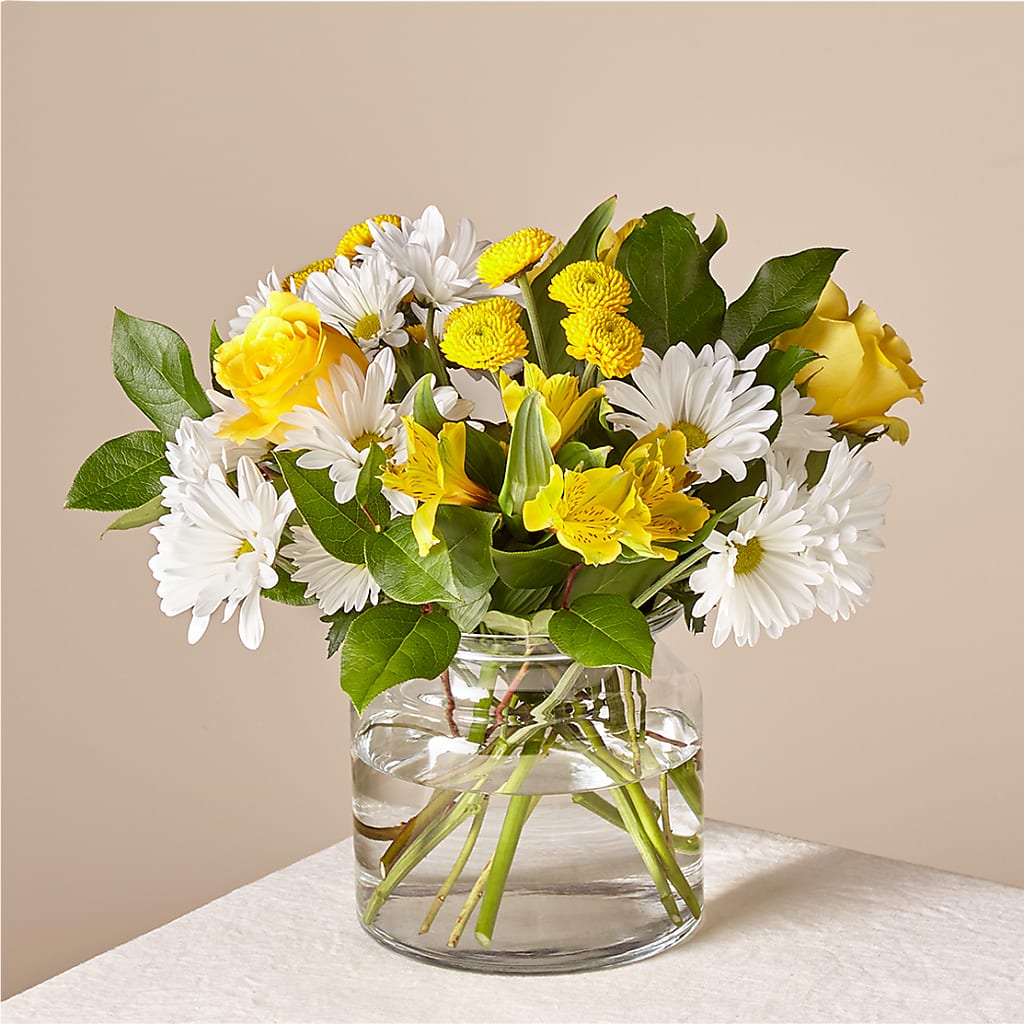 Sunny Sentiments Bouquet – MARIE'S FLOWER & GIFT SHOPPE INC, Moultrie GA