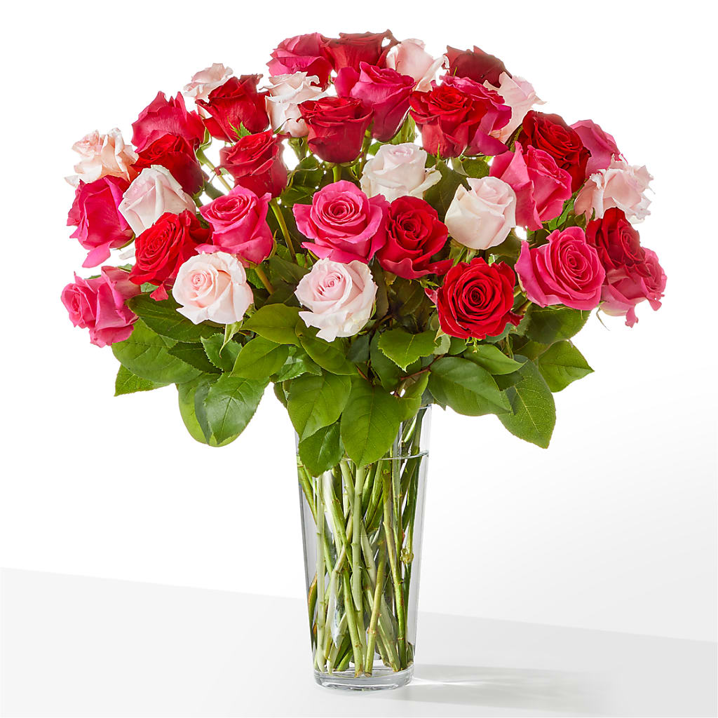 Charming Rose Bouquet – MARIE'S FLOWER & GIFT SHOPPE INC, Moultrie GA