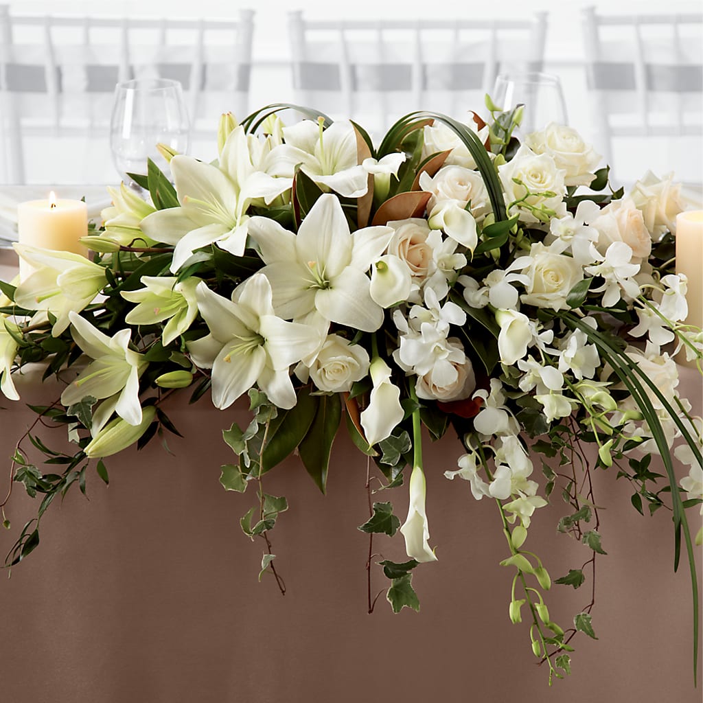 White Linen Arrangement – MARIE'S FLOWER & GIFT SHOPPE INC, Moultrie GA