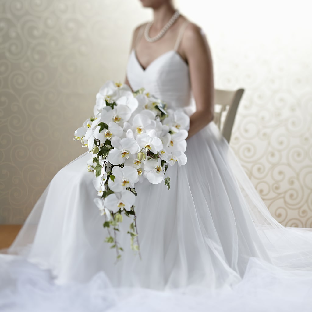 Classic White Bouquet – MARIE'S FLOWER & GIFT SHOPPE INC, Moultrie GA
