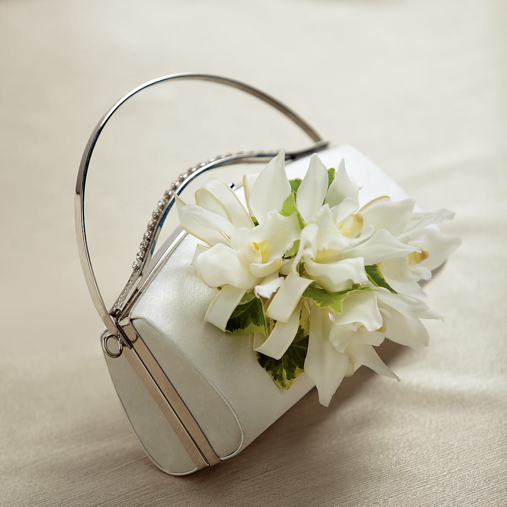 White Purse Decor – MARIE'S FLOWER & GIFT SHOPPE INC, Moultrie GA