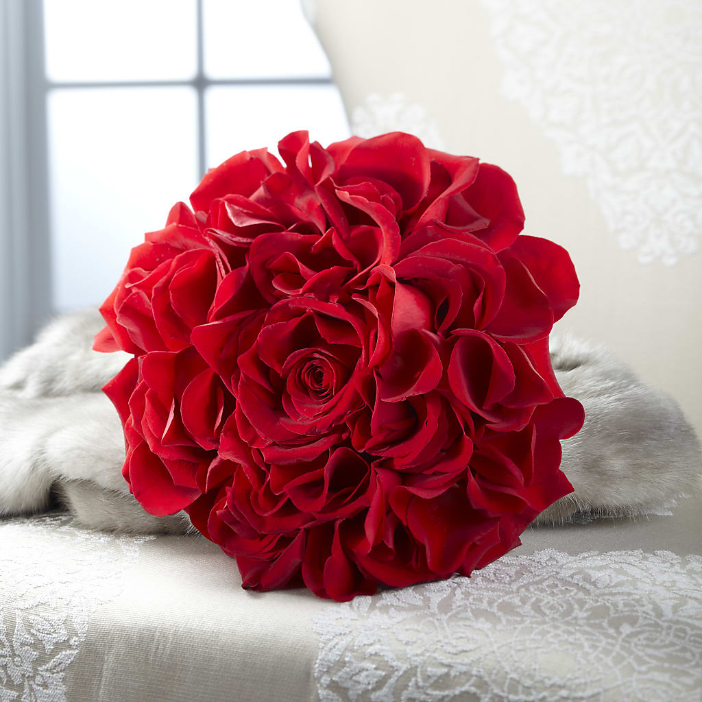 Composite Rose Bouquet – MARIE'S FLOWER & GIFT SHOPPE INC, Moultrie GA