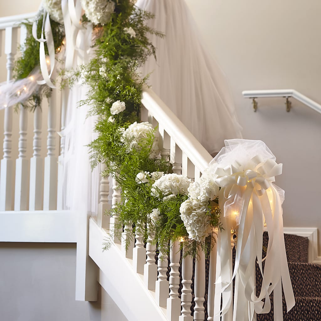 Champagne Dreams Garland – MARIE'S FLOWER & GIFT SHOPPE INC, Moultrie GA