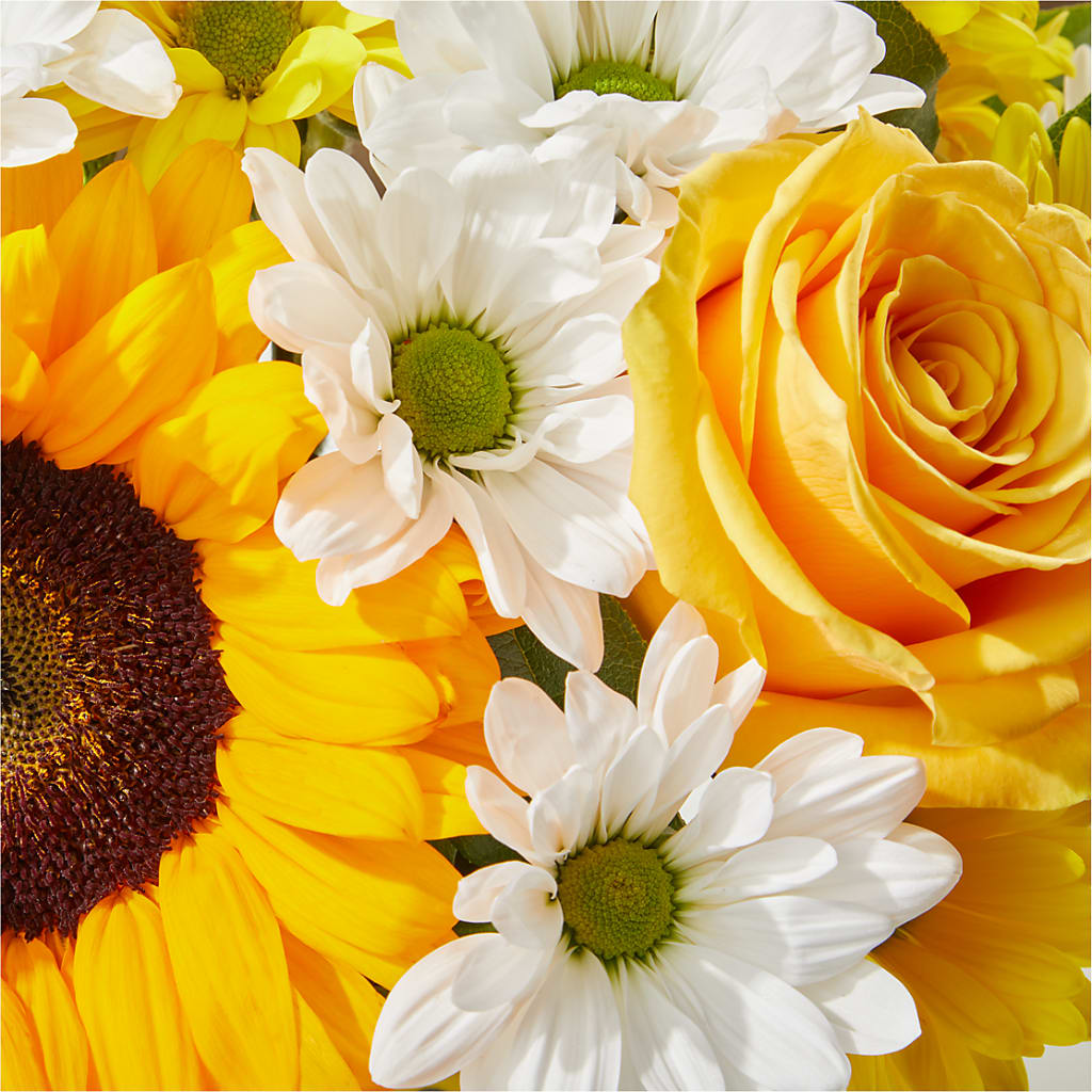 Be Happy Bouquet – MARIE'S FLOWER & GIFT SHOPPE INC, Moultrie GA
