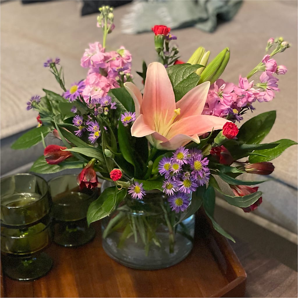 Romantique Bouquet – MARIE'S FLOWER & GIFT SHOPPE INC, Moultrie GA