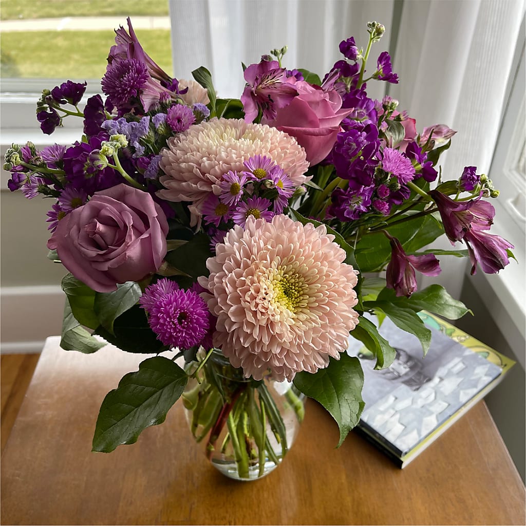 Ultraviolet Bouquet – MARIE'S FLOWER & GIFT SHOPPE INC, Moultrie GA