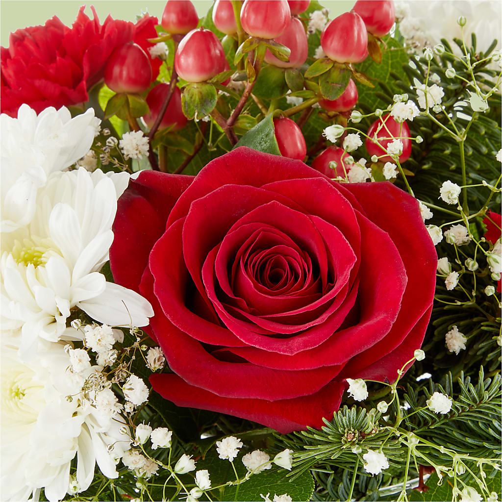 Chance of Flurries Bouquet – MARIE'S FLOWER & GIFT SHOPPE INC, Moultrie GA