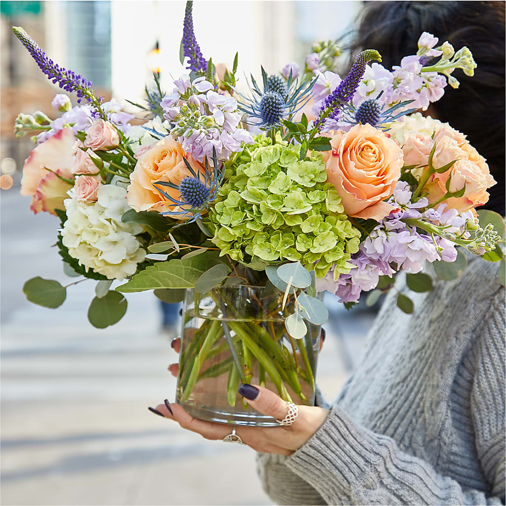 Porch Swing Bouquet – MARIE'S FLOWER & GIFT SHOPPE INC, Moultrie GA