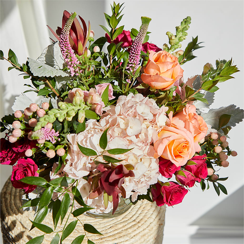 Glitz & Glam Bouquet – MARIE'S FLOWER & GIFT SHOPPE INC, Moultrie GA