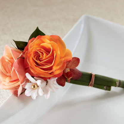 Sunset Dream Boutonniere – MARIE'S FLOWER & GIFT SHOPPE INC, Moultrie GA