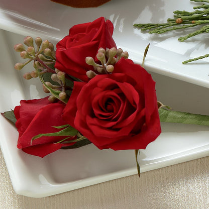 Red Spray Rose Boutonniere – MARIE'S FLOWER & GIFT SHOPPE INC, Moultrie GA