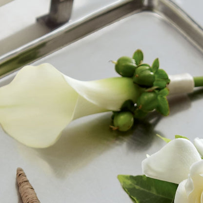 White Calla Boutonniere – MARIE'S FLOWER & GIFT SHOPPE INC, Moultrie GA